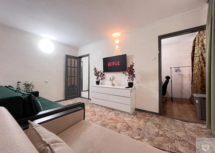 Renthouse Apartments Greenstay