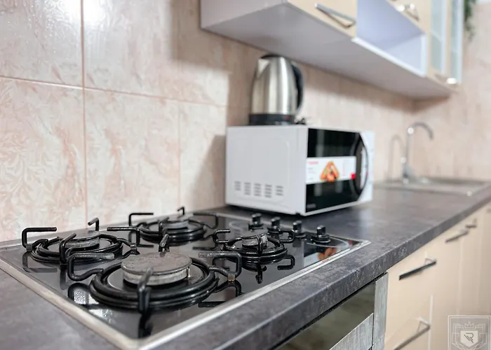 Renthouse Apartments Greenstay