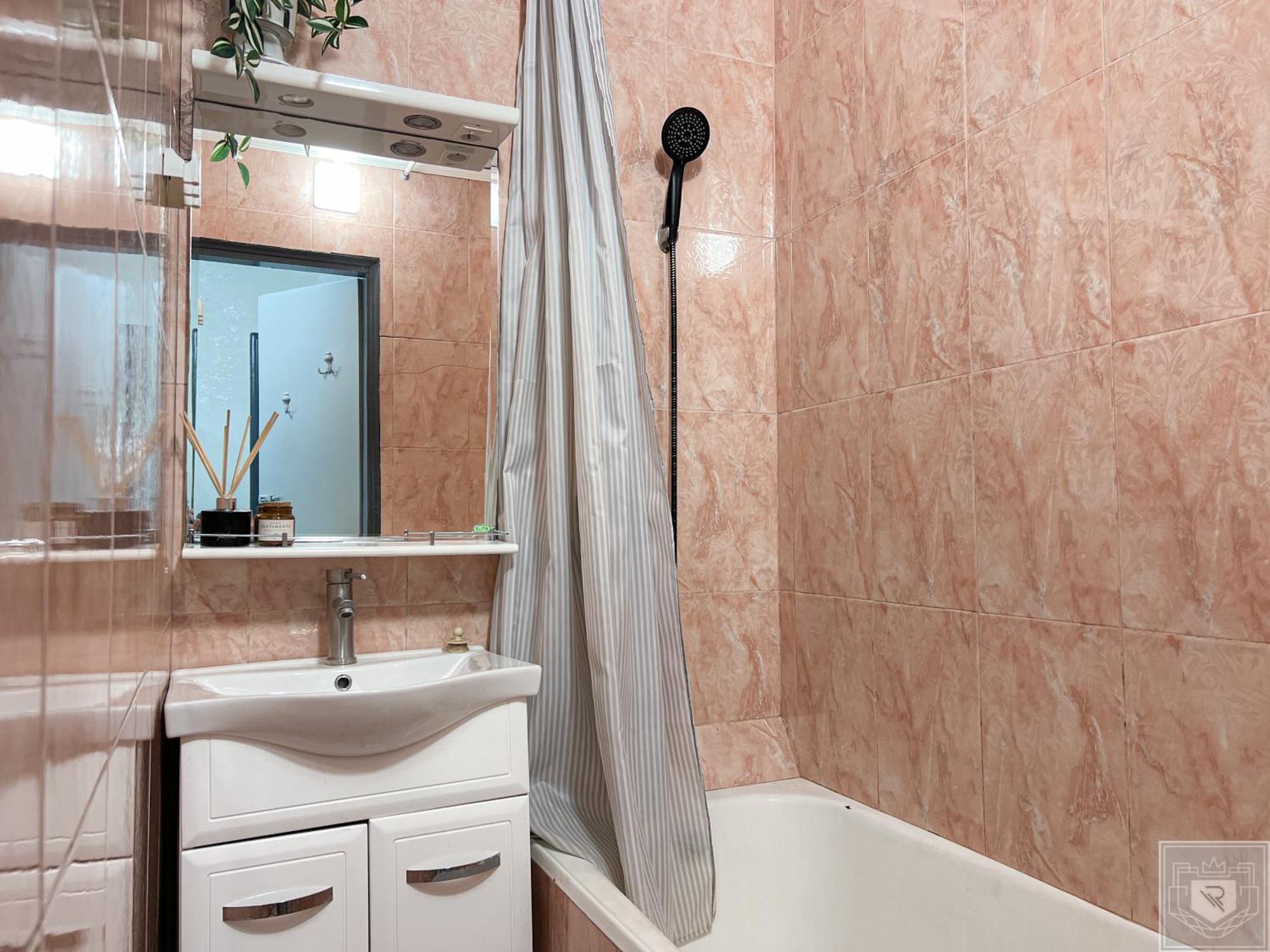 Renthouse Greenstay